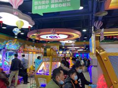-爱玩嘉年华(成都北城天街店)