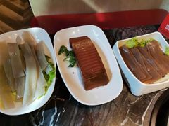 -热火朝天鲜切牛肉火锅(南强街巷店)