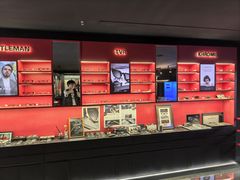 -肆兮眼镜·蔡司·徕卡战略合作店(大坪店)