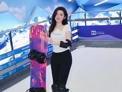 -Hopo Snow 城市滑雪空间(滨江宝龙城店)