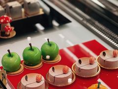 -Salon de The de Joel Robuchon(外滩18号店)