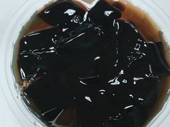 龟苓膏-丽丽三鲜螺蛳粉(田林路店)