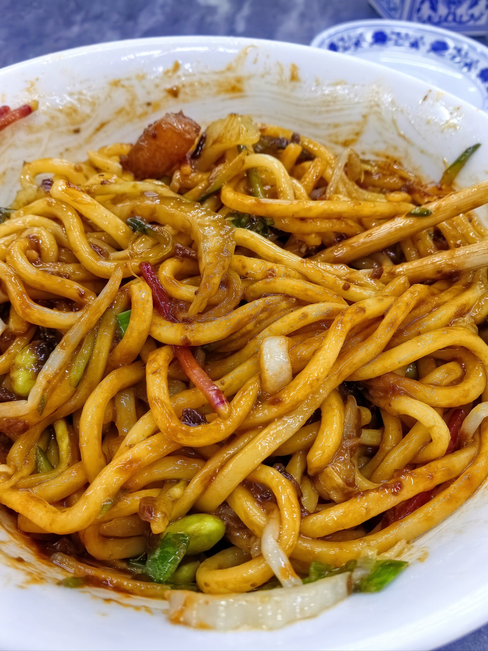 炸酱面#特色面食主要来尝尝海碗居的炸酱