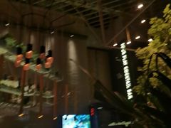-FOUR PLAY BAR