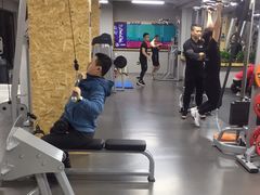 -一公里健身(龙湖紫都城店)