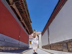 -塔尔寺游客服务中心