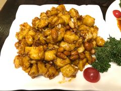 -金牌餐厅·天津菜·八珍豆腐·老爆三(瓷房子店)
