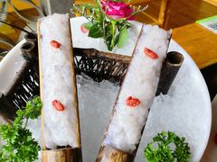 竹筒鲜虾滑-一斗火锅·招财羊毛肚(北温泉九号店)