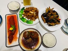 -梅飞酒家(名辉豪庭店)