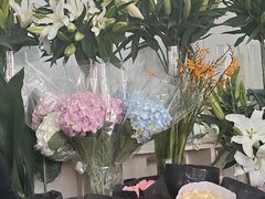 -亭亭鲜花店(中山北路店)