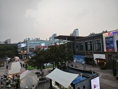 -证大大拇指广场(芳甸路店)