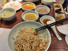 -裕兴记•蟹黄面馆(人民广场店)