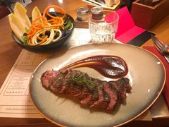 -文艺复兴百货(米兰大教堂广场店)