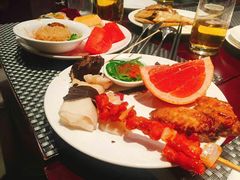 -荣誉国际酒店-云顶旋转餐厅