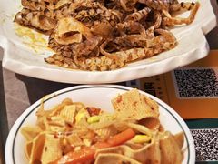 凉拌鱼皮-野·大山里土鸡火锅(万科里店)