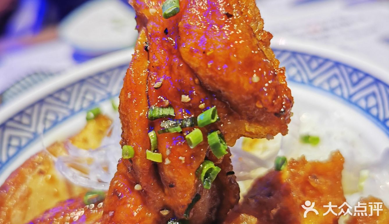 三重口感 浓郁巧克力蛋糕打底+冰激凌