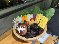 -湊湊火锅·茶憩(颐堤港店)