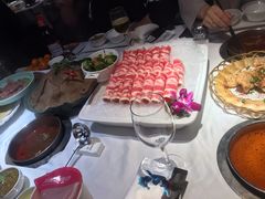 -泓炙颐凤鲜海鲜火锅料理(桐乡店)