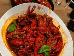 -沪小胖小龙虾(淮海中路旗舰店)