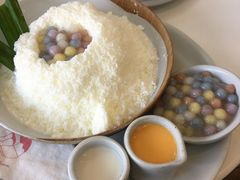 咸蛋冰-Cheevit Cheeva(Sirimangkalajarn)
