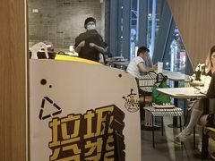 -麦当劳(中山大道中店)
