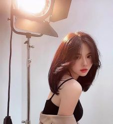 -V8潮牌·接发烫染连锁