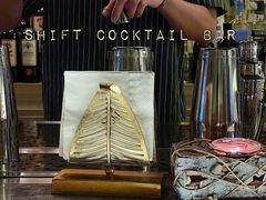 -Shift cocktail bar鸡尾酒吧