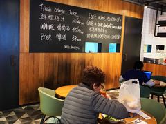 -Wagas沃歌斯(百盛优客店)