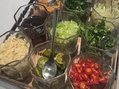 -红鼎豆捞· 20年老店每天都新鲜(宝丰路店)
