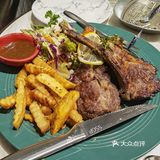 安排上了心心念念的小羊排🐑