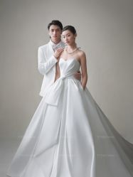 -红番婚纱礼服