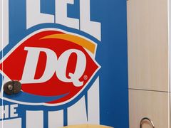 用餐区-DQ·蛋糕·冰淇淋(上海惠南店)