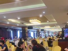 -御满江海鲜酒家(洛溪新城店)