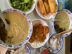 -明呈黄鱼面馆(斜土路店)