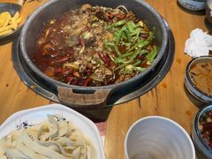 -成老灶火锅鸡·自选烧烤(汇君城店)