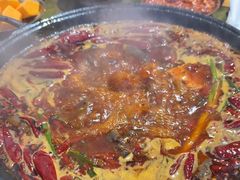 -黄潇洒老火锅(九眼桥宏济巷店)