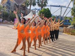 -七彩云南欢乐世界