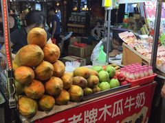 -六合夜市