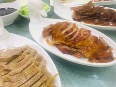 -大鸭梨烤鸭店(金顶街店)