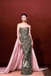 -Renee芮亦婚纱(原丽莎)