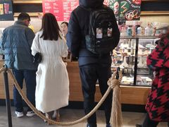 -星巴克臻选(济南万达店)