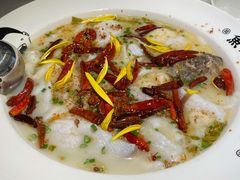 -江渔儿酸菜鱼·拔草餐厅(虎门君乐汇店)