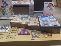 -吴良材眼镜(美罗城店)