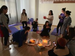 -亚太瑜伽普拉提学院