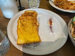 -Two Birds One Stone·一石二鸟(诚品生活店)