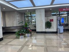 -新虹桥中心大厦