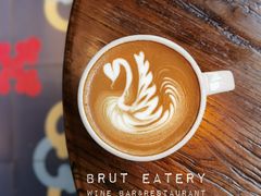 -Brut Eatery Wine Bar & Restaurant (建国东路店)