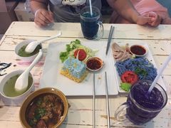 -蝶豆花蓝面条