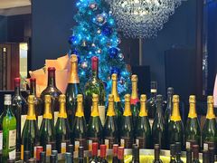 -龙虾酒吧扒房(宁波香格里拉店)