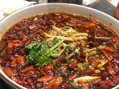 -万重锦·人文川菜馆(骡马市店)